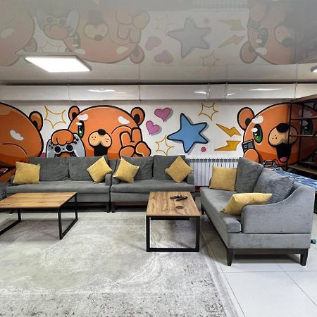 Место Встречи "Guest House Meeting Place" Biskek Kültér fotó